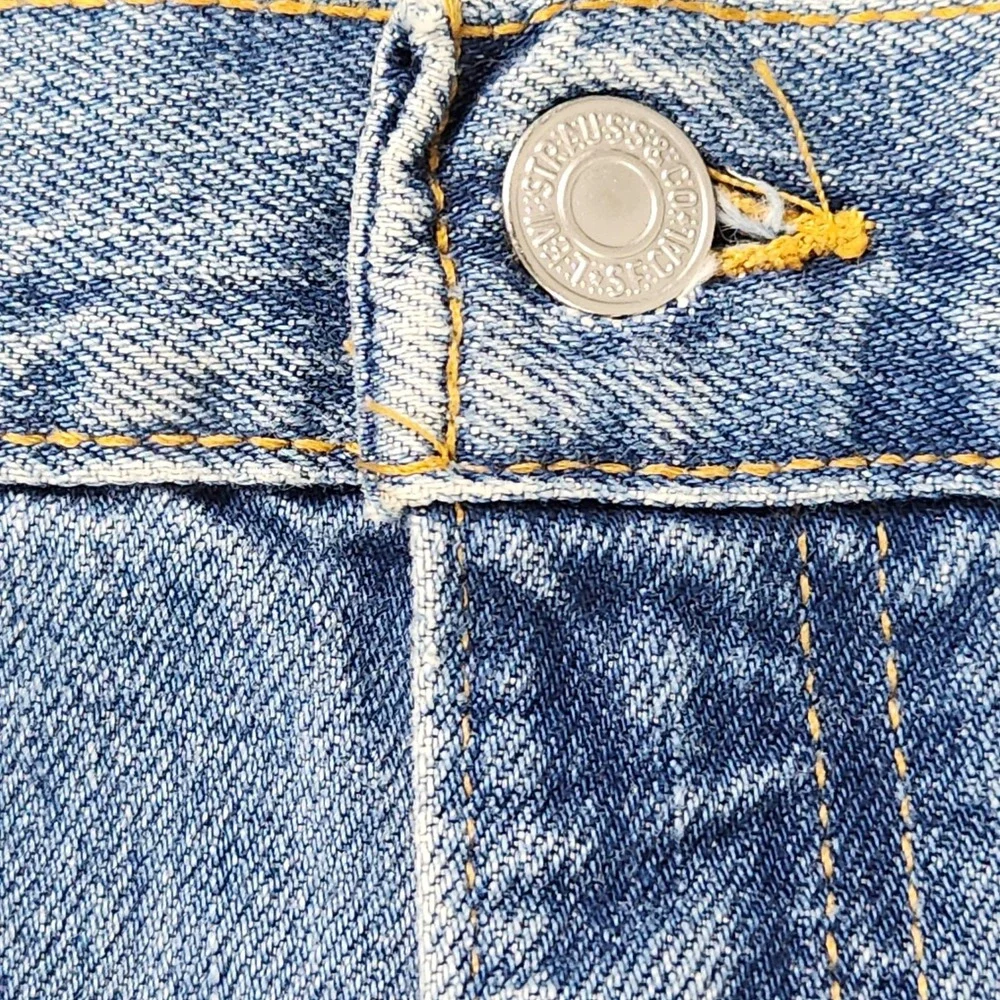 Vintage Levis 505 Regular Fit 40x32 Straight Leg Jeans Blue Made in USA EUC - Picture 9 of 11